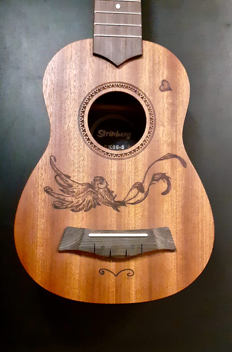 Pirografia em Ukulele